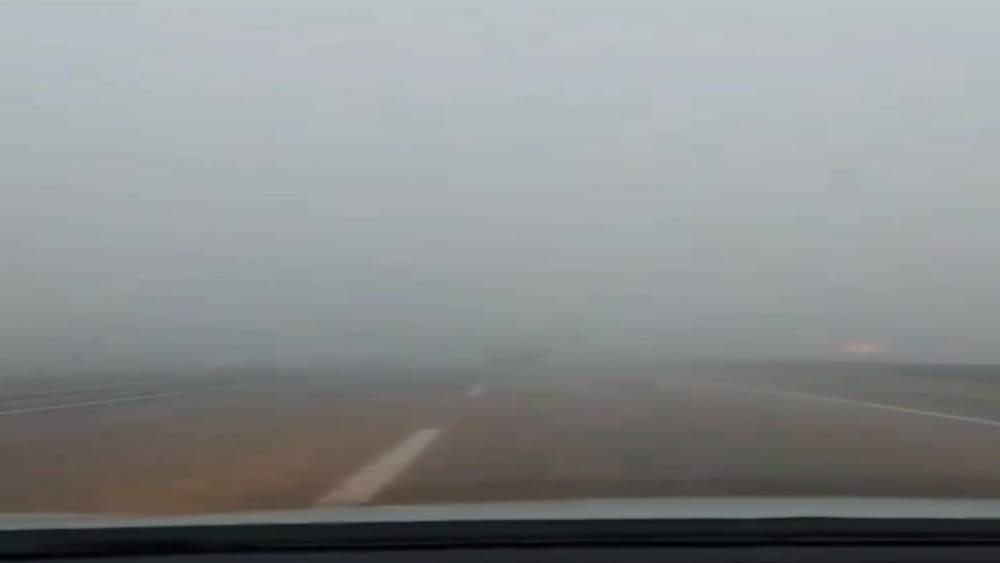 Denizli’de yoğun sis ve kaygan zemin araç sürücülerine zorlu anlar yaşattı
