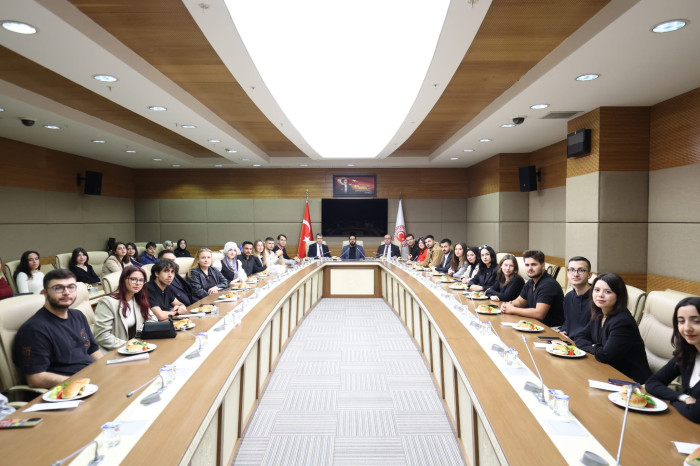 PAÜ Hukuk Fakültesi Öğrencilerinden TBMM Ziyareti 